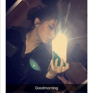 Meet your Posher, Jade